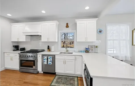 54 Hayground Road Water Mill NY 11976