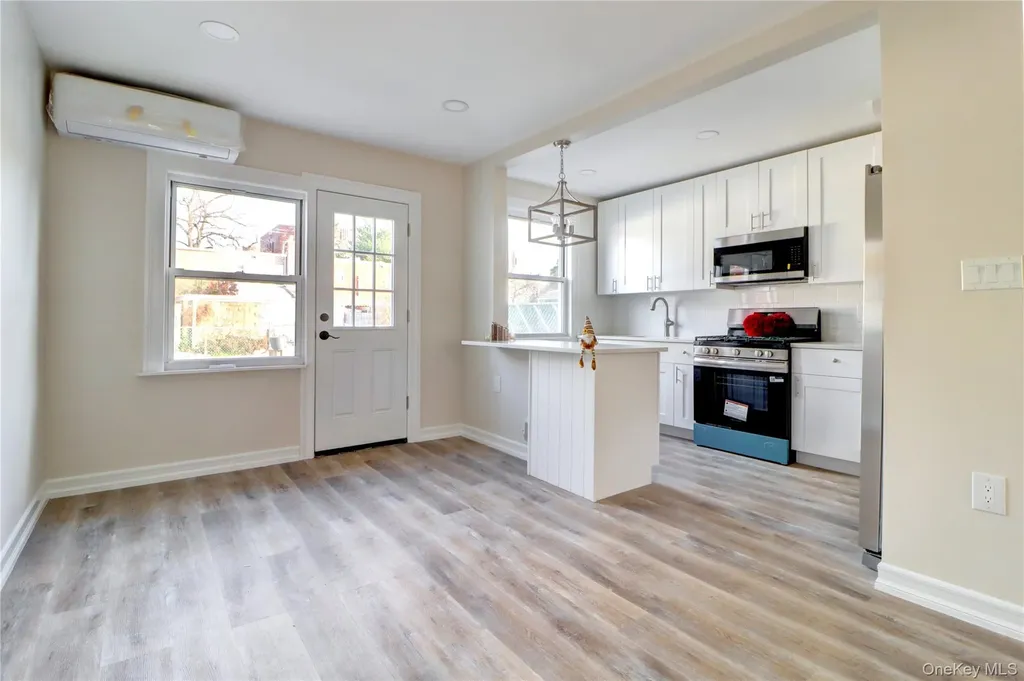 623 159th Street Whitestone NY 11357
