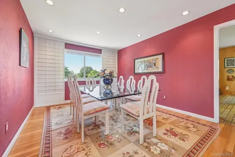 17 Magnolia Drive Rye Brook NY 10573