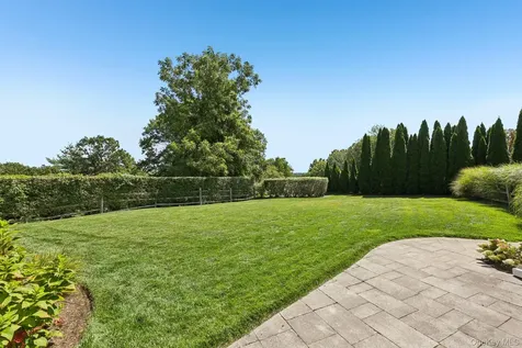 17 Magnolia Drive Rye Brook NY 10573