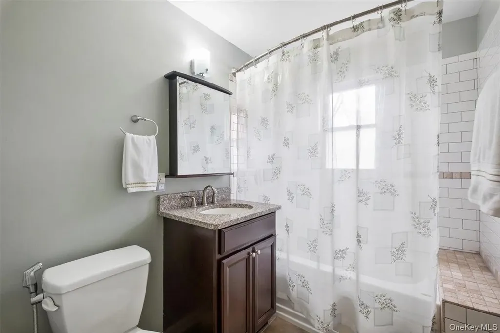 12 Collyer Place White Plains NY 10605