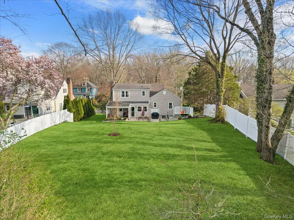 12 Collyer Place White Plains NY 10605