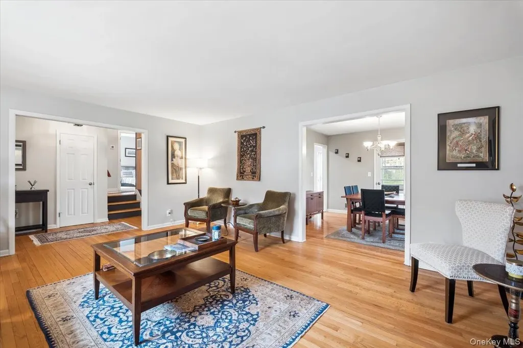 12 Collyer Place White Plains NY 10605