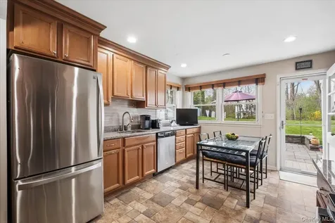 12 Collyer Place White Plains NY 10605
