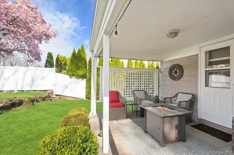 12 Collyer Place White Plains NY 10605