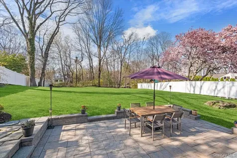 12 Collyer Place White Plains NY 10605