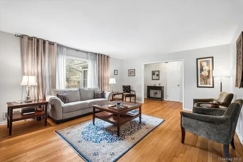 12 Collyer Place White Plains NY 10605