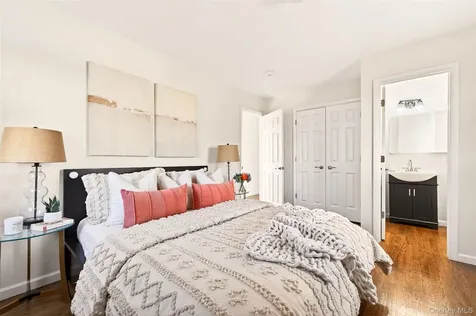 13 Irvington Street Dobbs Ferry NY 10522