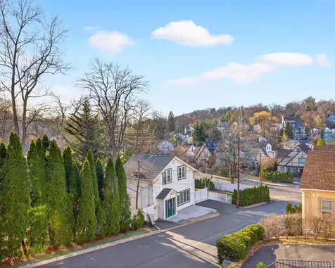 13 Irvington Street Dobbs Ferry NY 10522