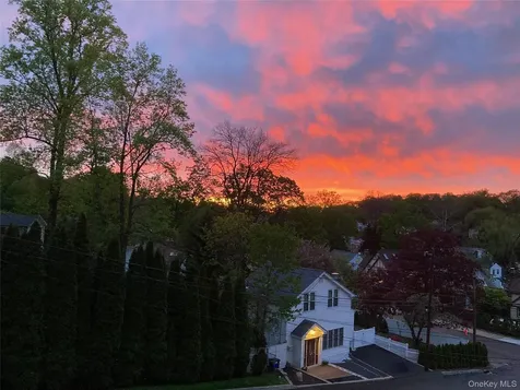 13 Irvington Street Dobbs Ferry NY 10522
