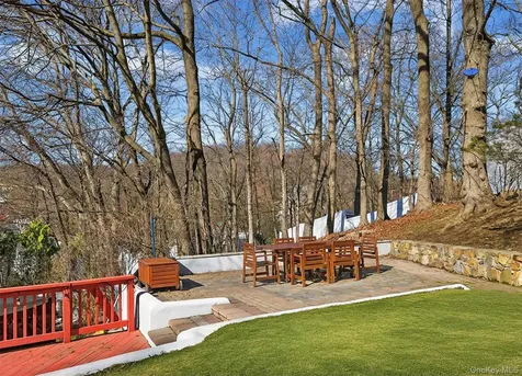 13 Irvington Street Dobbs Ferry NY 10522