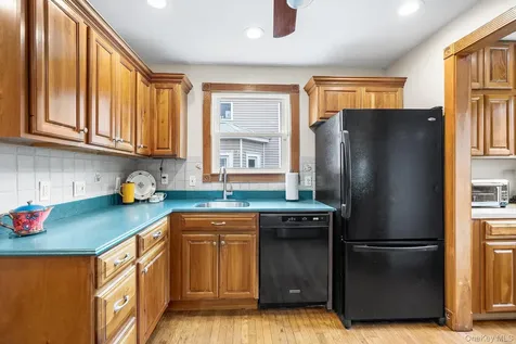 96 Alexander Avenue White Plains NY 10606