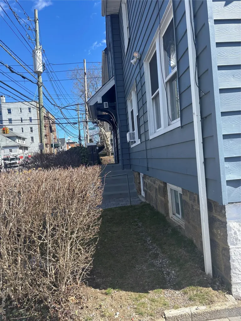 302 S 5th Avenue Mount Vernon NY 10550