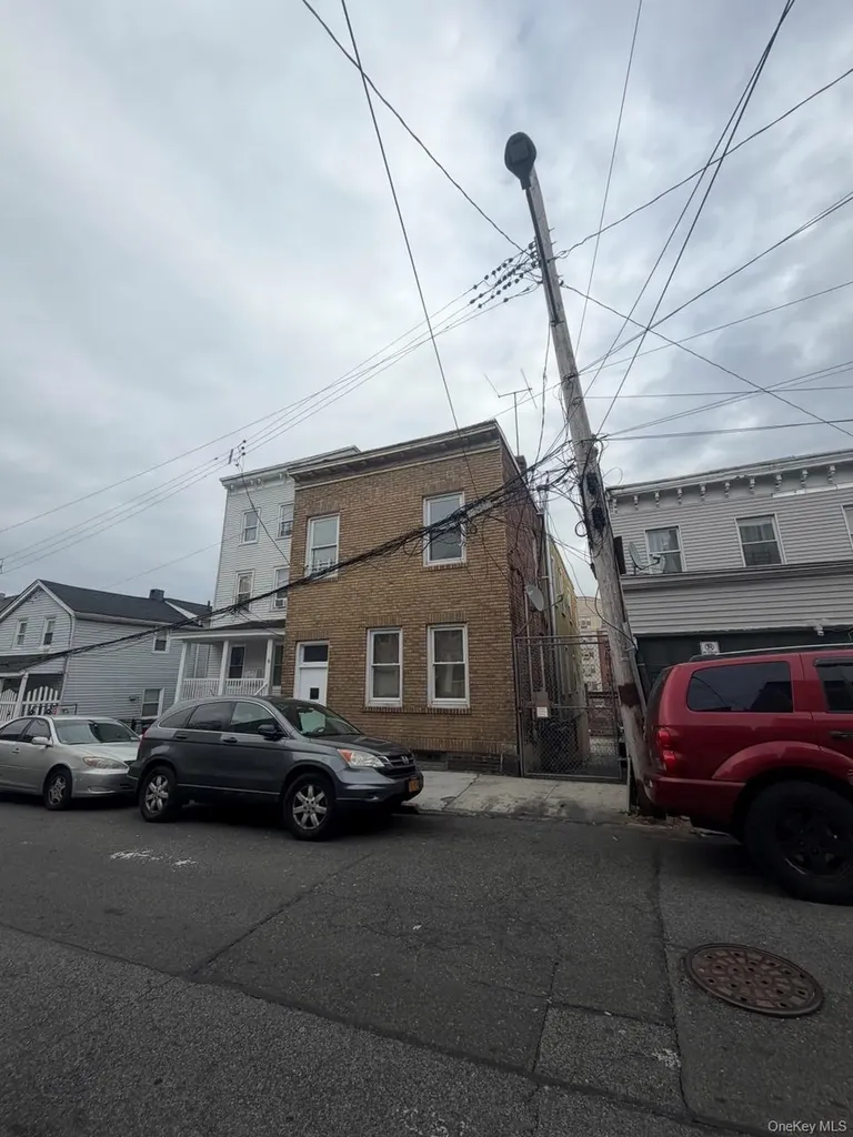 4 Ritters Lane Yonkers NY 10703