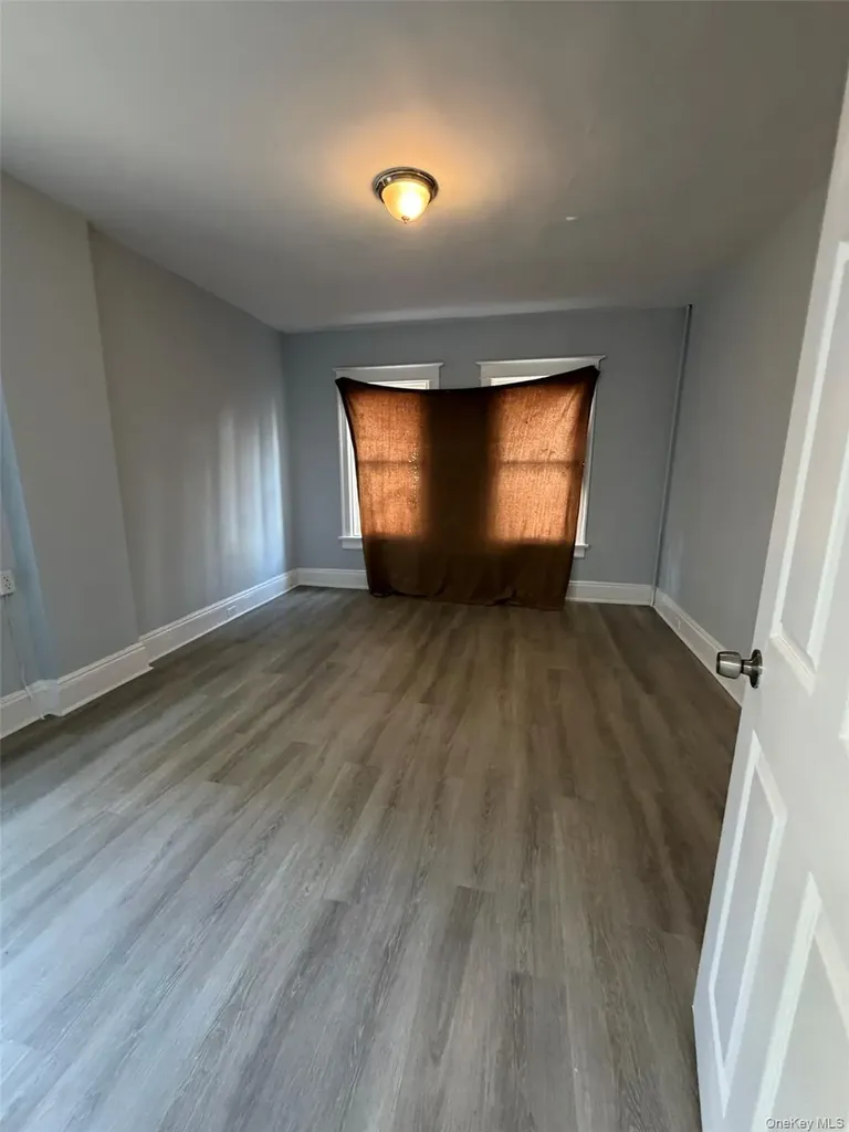 4 Ritters Lane Yonkers NY 10703