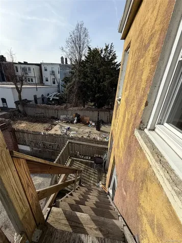 4 Ritters Lane Yonkers NY 10703