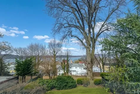 1 Chestnut Court Dobbs Ferry NY 10522