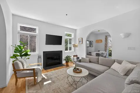 1 Chestnut Court Dobbs Ferry NY 10522