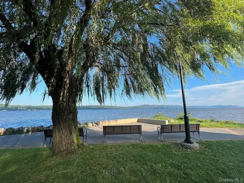 1 Chestnut Court Dobbs Ferry NY 10522