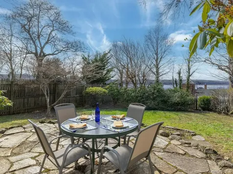 1 Chestnut Court Dobbs Ferry NY 10522