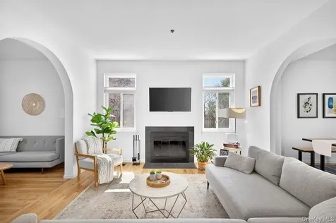 1 Chestnut Court Dobbs Ferry NY 10522