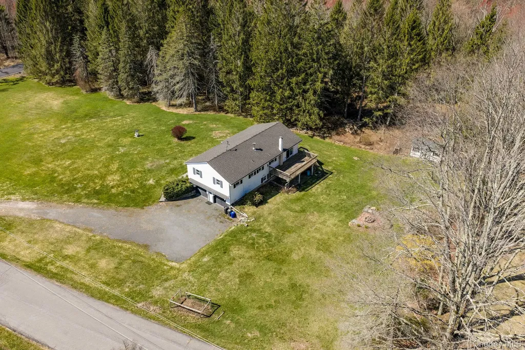 5 Blue Spruce Lane Monticello NY 12701