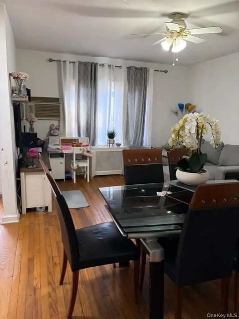 7508 169th Street Fresh Meadows NY 11366