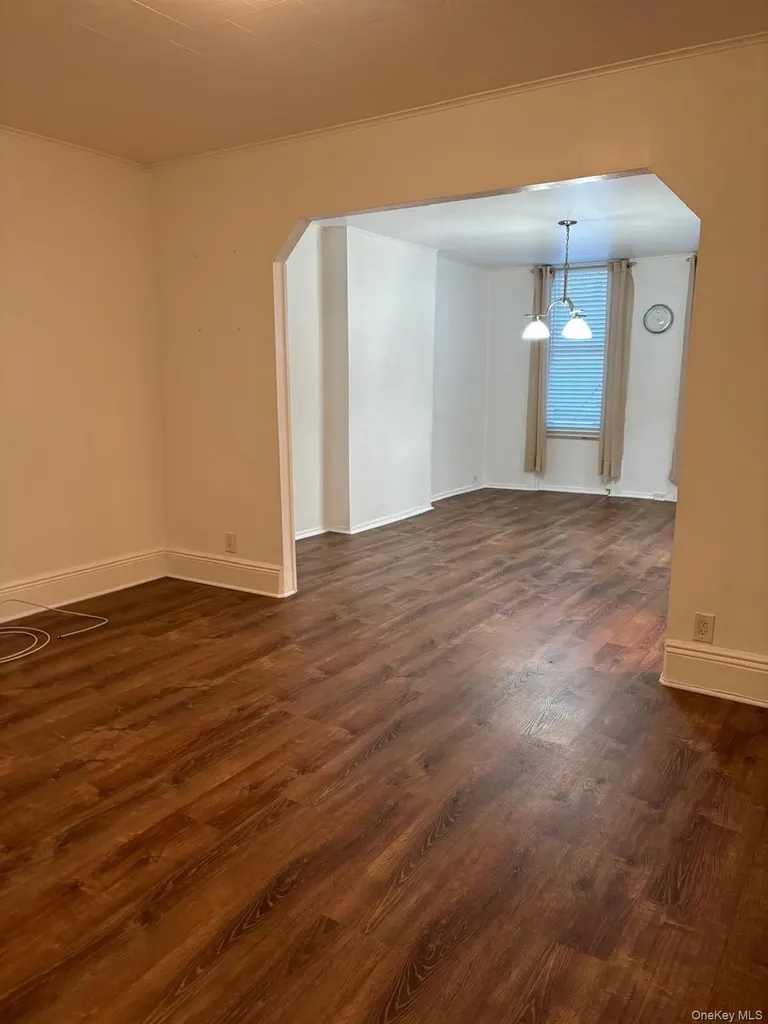 71-29 Myrtle Avenue Glendale NY 11385