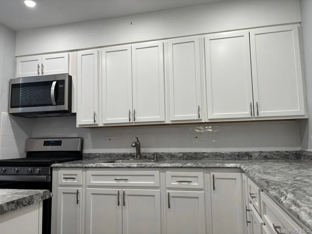 71-29 Myrtle Avenue Glendale NY 11385