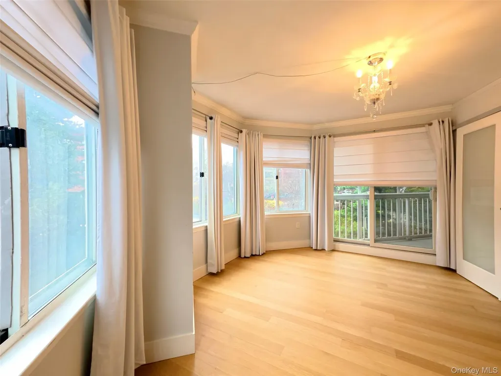 10 Stewart Place White Plains NY 10603