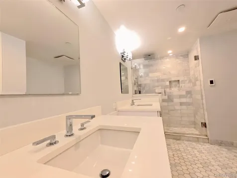 10 Stewart Place White Plains NY 10603