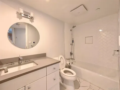 10 Stewart Place White Plains NY 10603