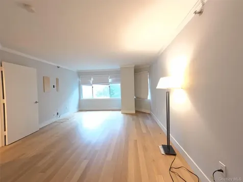 10 Stewart Place White Plains NY 10603