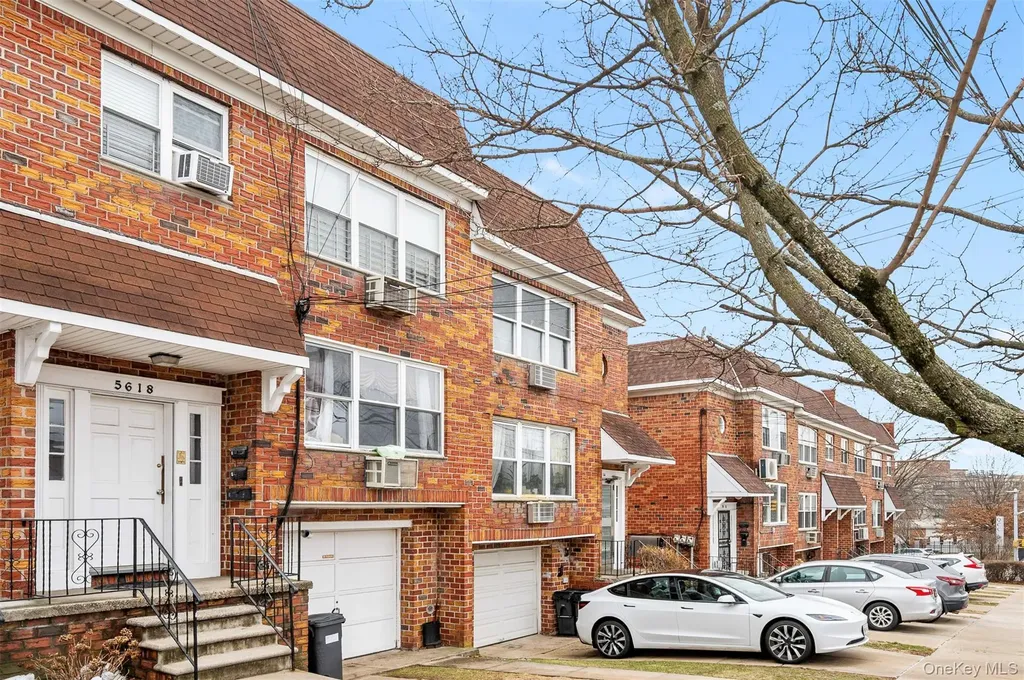 56-18 Cloverdale Boulevard Bayside NY 11364