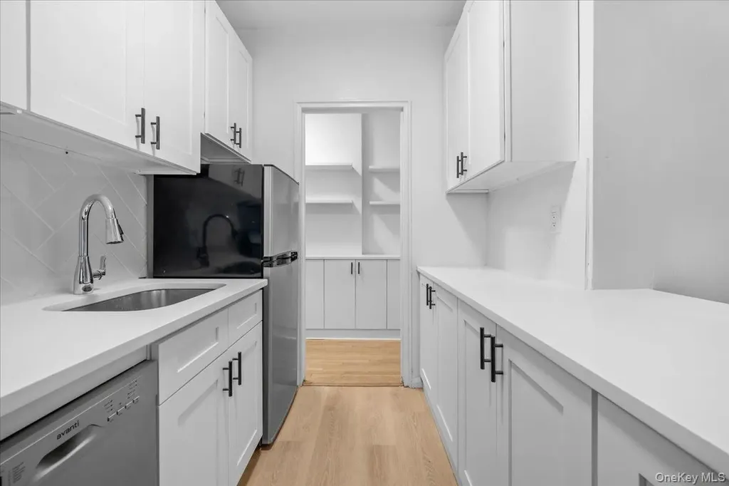 3810 Greystone Avenue Bronx NY 10463