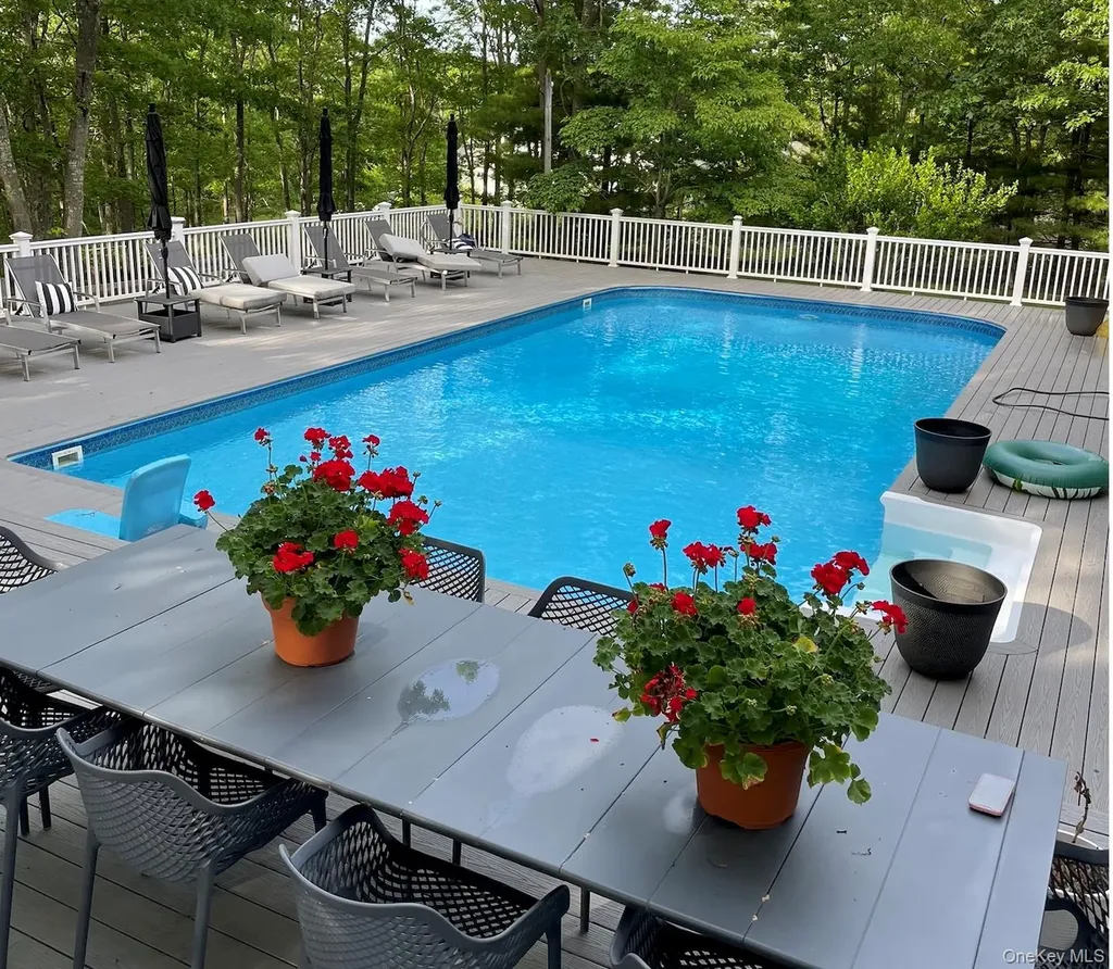 30 Squires Boulevard Hampton Bays NY 11946