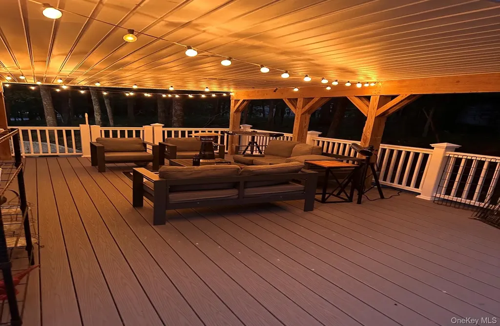 30 Squires Boulevard Hampton Bays NY 11946