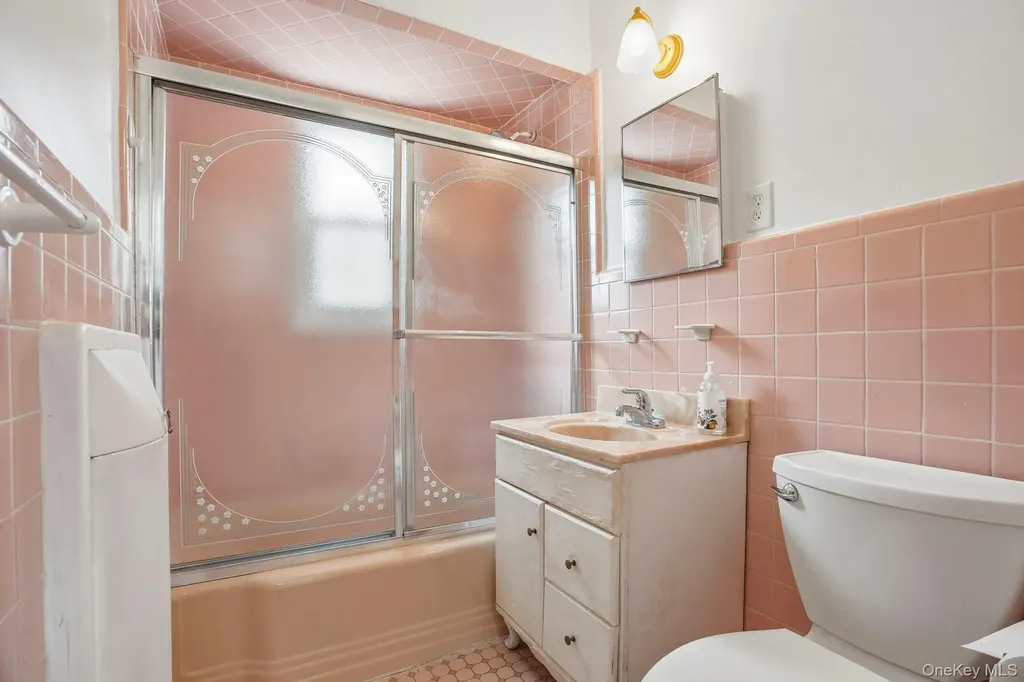 71 Glen Road Yonkers NY 10704
