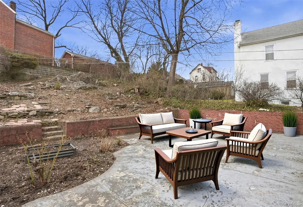 71 Glen Road Yonkers NY 10704