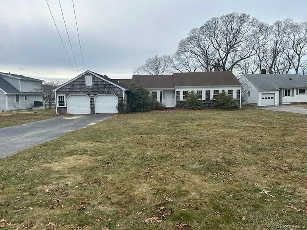 2810 Beebe Drive Cutchogue NY 11935