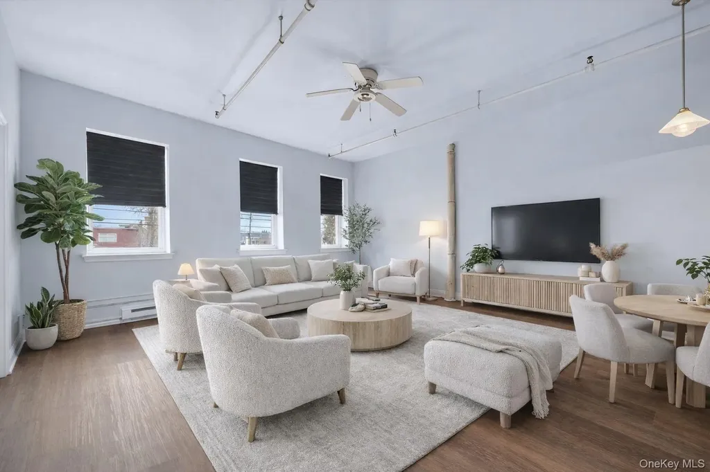 23 W Main Street Middletown NY 10940
