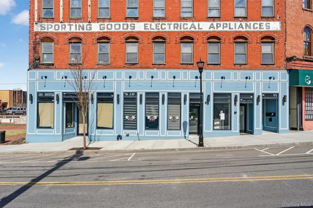 23 W Main Street Middletown NY 10940
