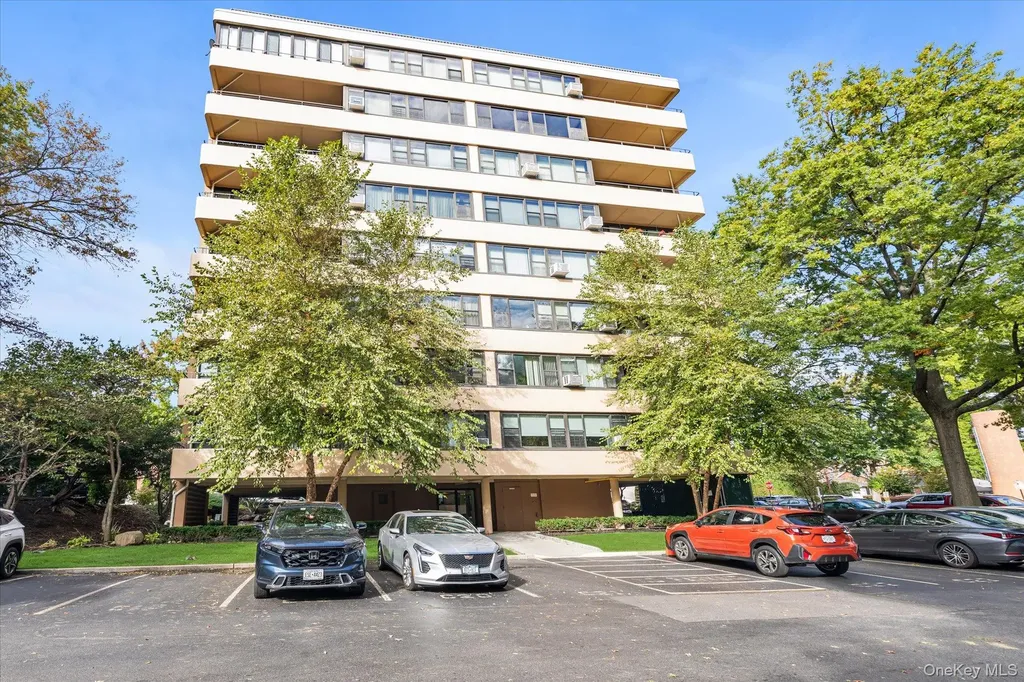 9-05 162 Street Beechhurst NY 11357