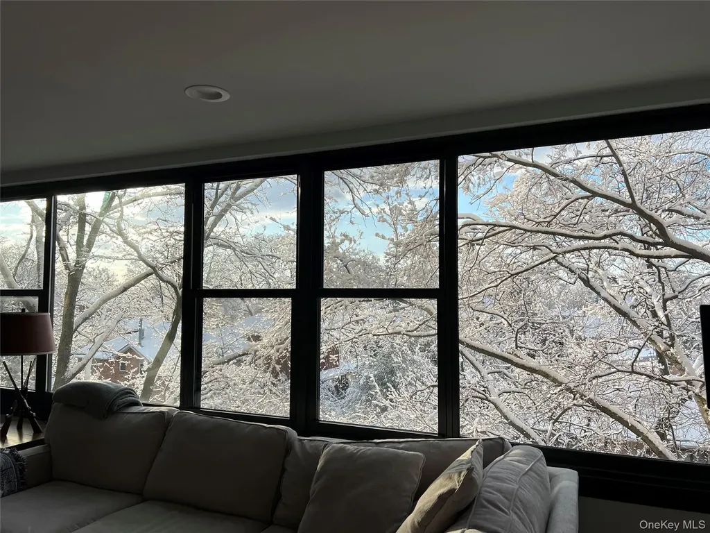 9-05 162 Street Beechhurst NY 11357