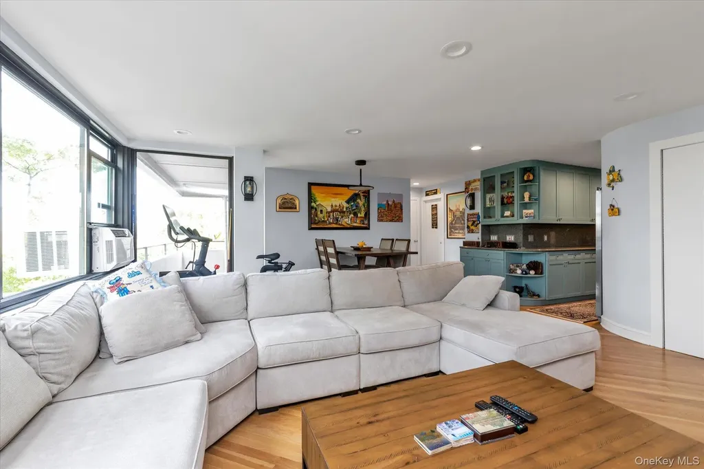 9-05 162 Street Beechhurst NY 11357