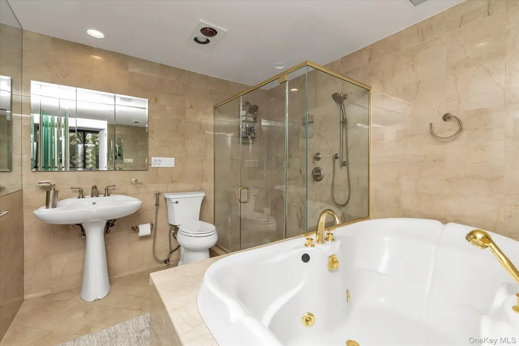 9-05 162 Street Beechhurst NY 11357