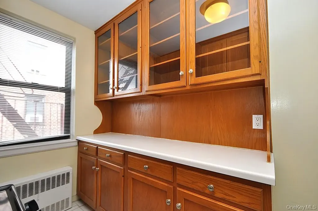 142 Garth Road Scarsdale NY 10583