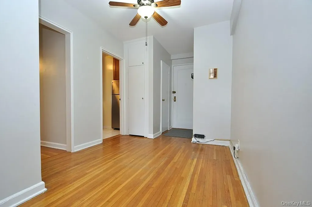 142 Garth Road Scarsdale NY 10583