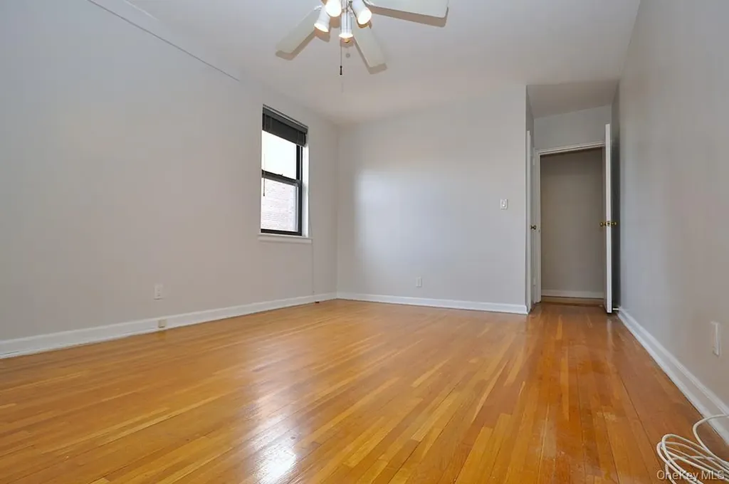 142 Garth Road Scarsdale NY 10583