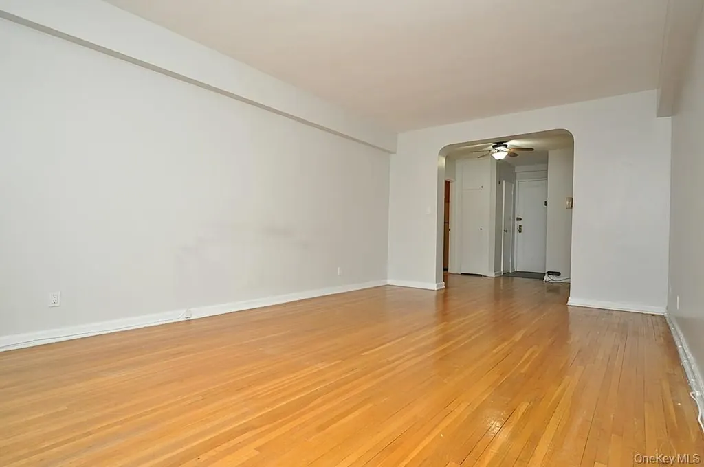 142 Garth Road Scarsdale NY 10583